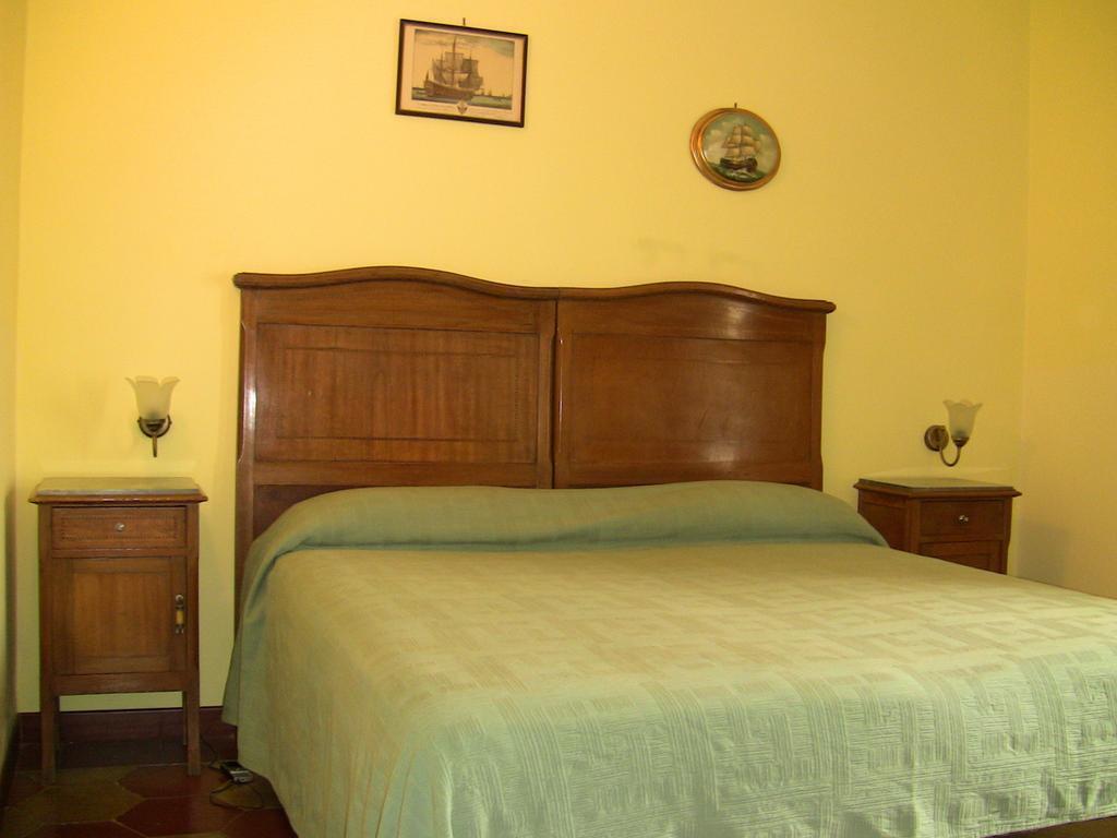 Dimora Storica Urbana Hotel Rome Exterior photo