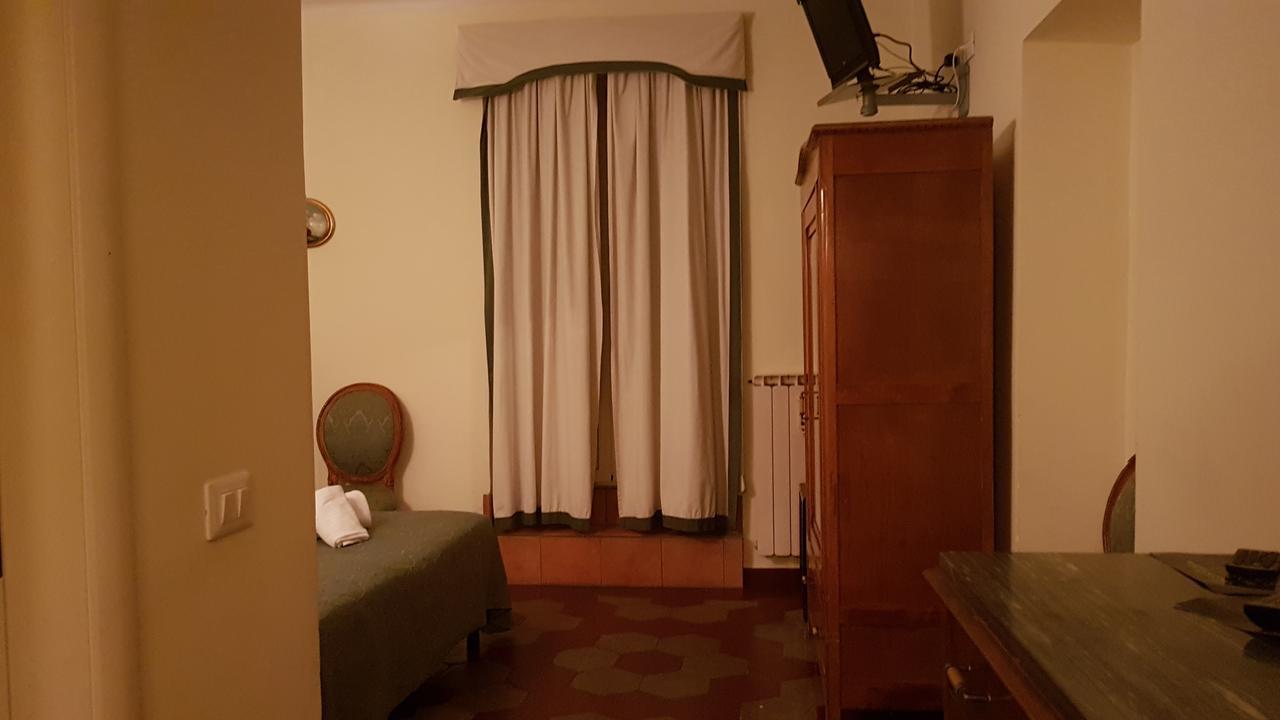 Dimora Storica Urbana Hotel Rome Exterior photo